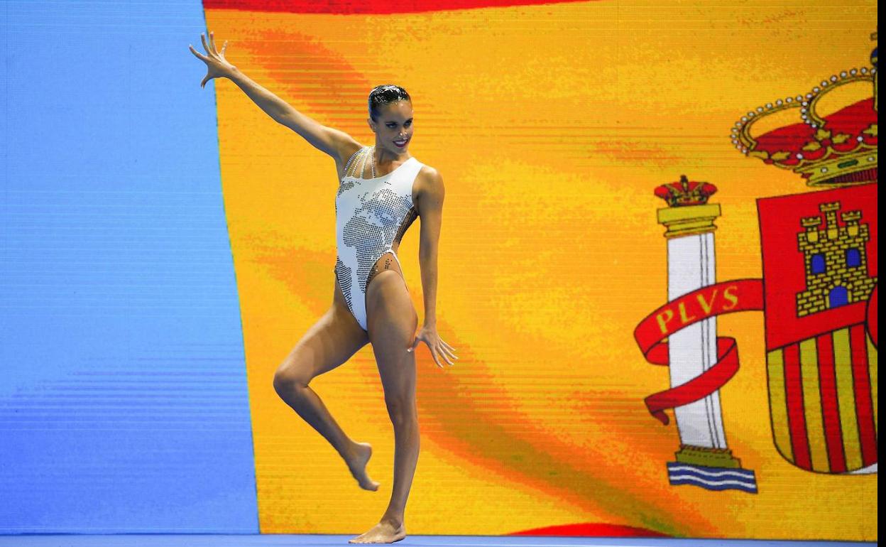 Ona Carbonell, antes de comenzar su ejercicio de solo técnico. 