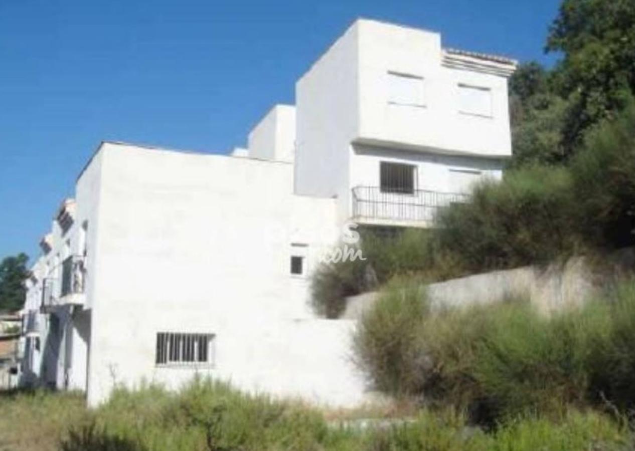 Casa en construcción de 117 metros cuadrados en Lanjarón (2.314.000 euros). Tiene 3 habitaciones y dos baños.