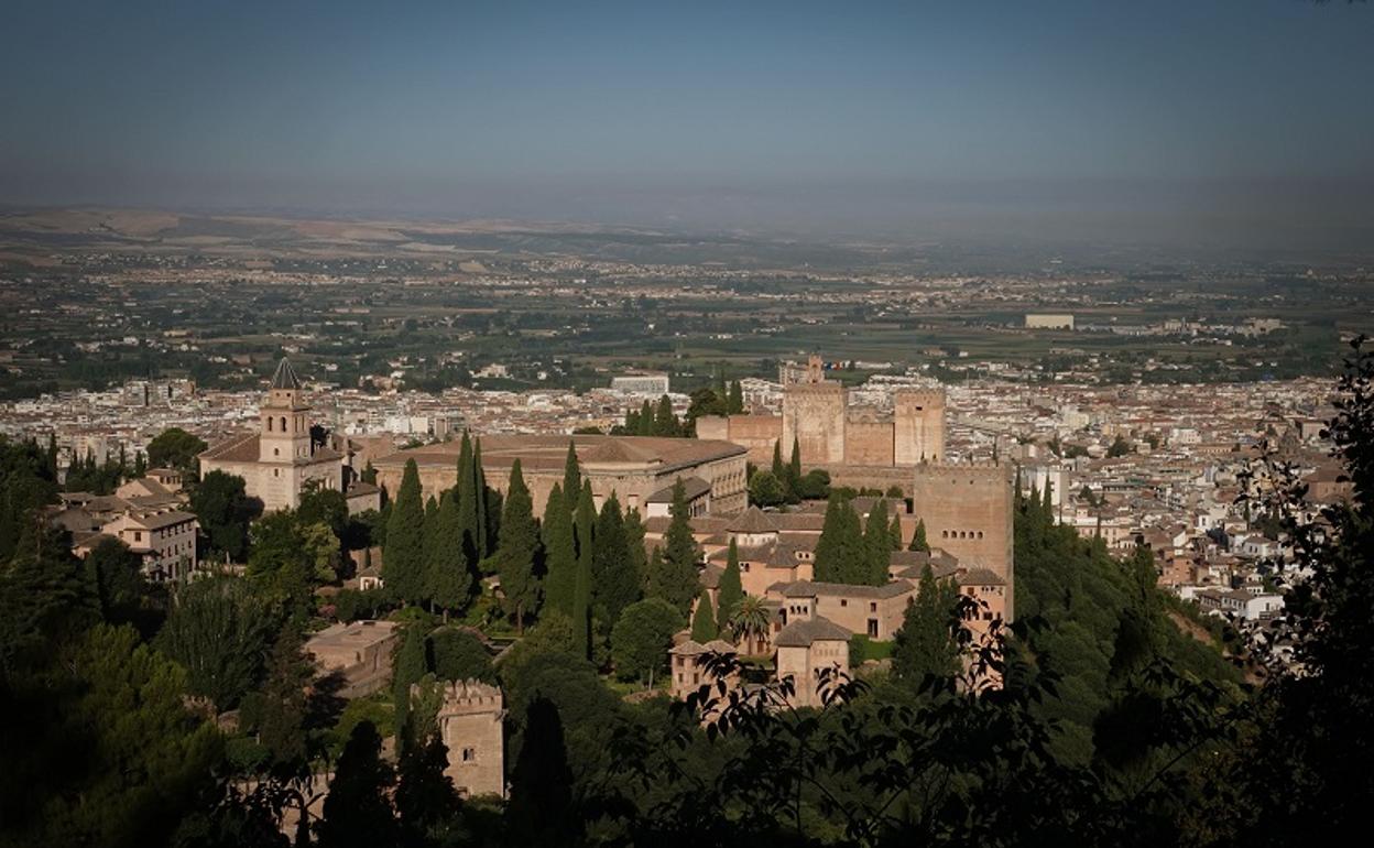 VIsta de la Alhambra y parte de Granada