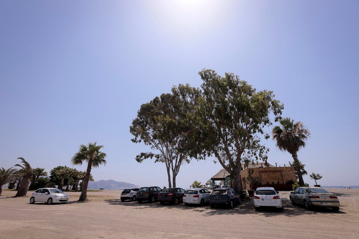 Fotos: Zona de playa Poniente que el Ayuntamiento quiere utilizar como aparcamientos