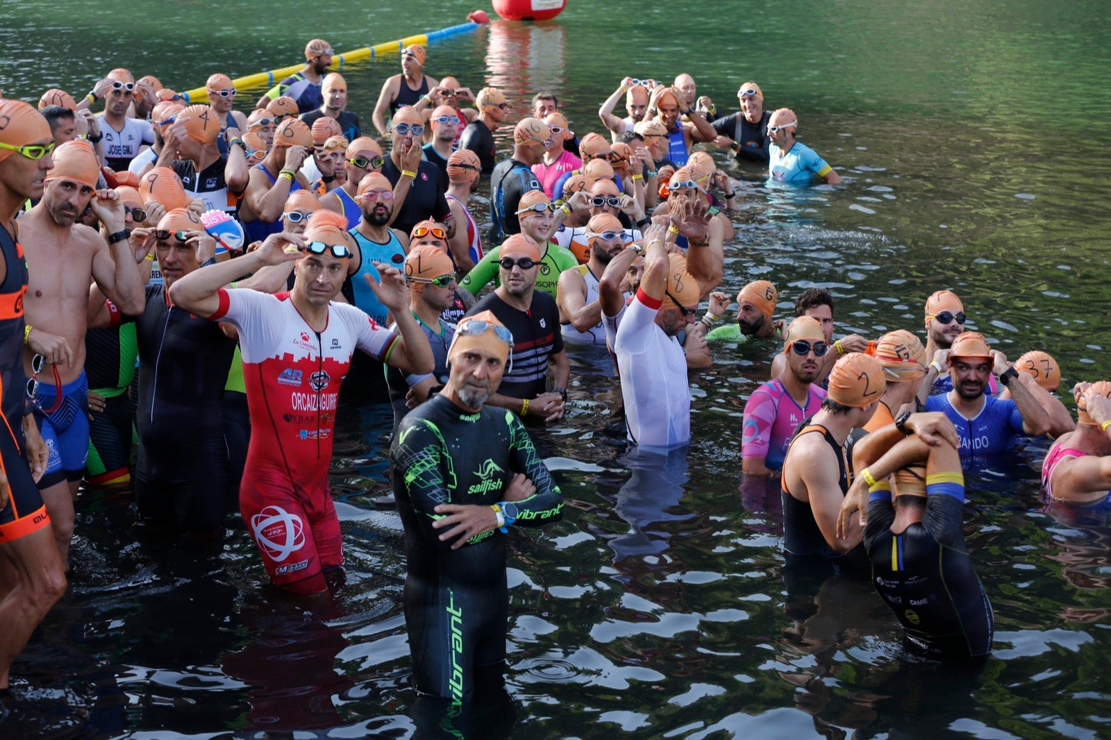 Fotos: Nos metemos e lleno en el espectacular triatlón de Sierra Nevada: así ha sido