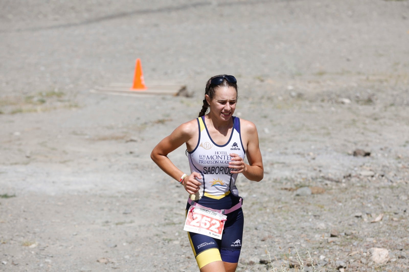 Fotos: Nos metemos e lleno en el espectacular triatlón de Sierra Nevada: así ha sido