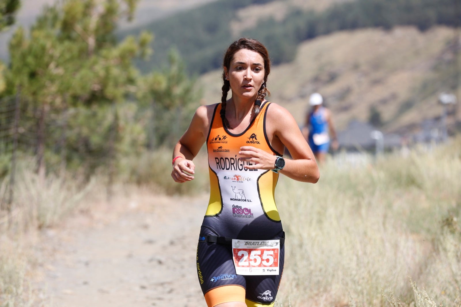 Fotos: Nos metemos e lleno en el espectacular triatlón de Sierra Nevada: así ha sido