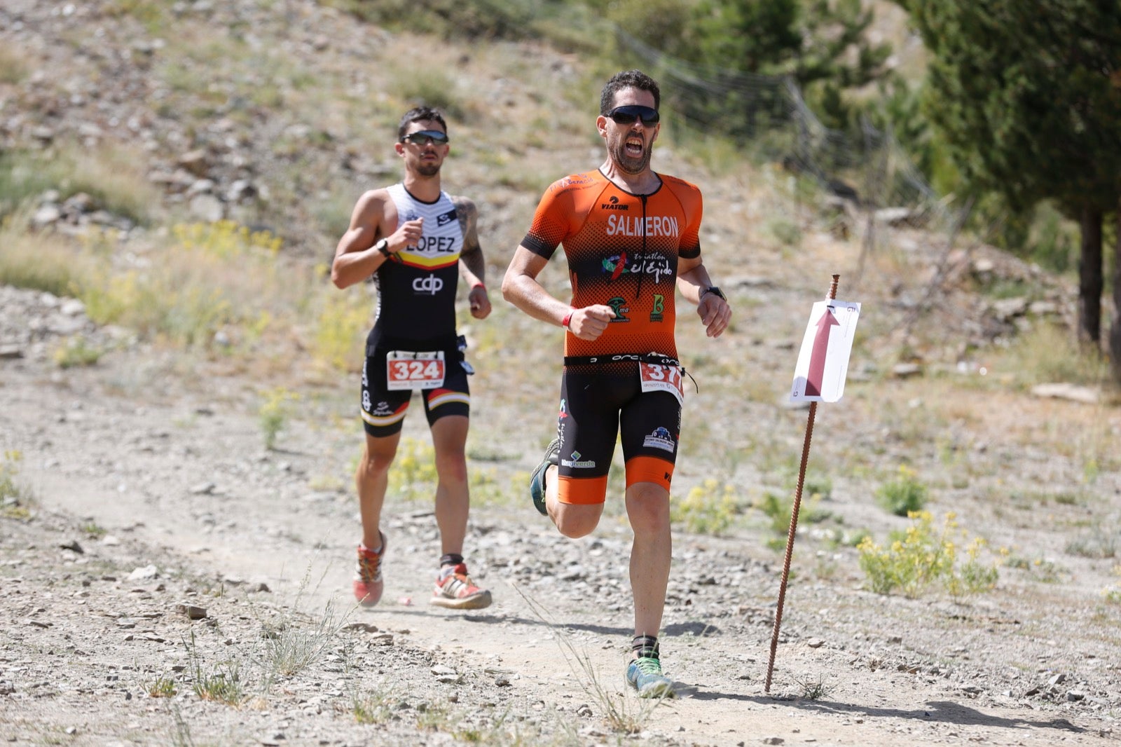 Fotos: Nos metemos e lleno en el espectacular triatlón de Sierra Nevada: así ha sido