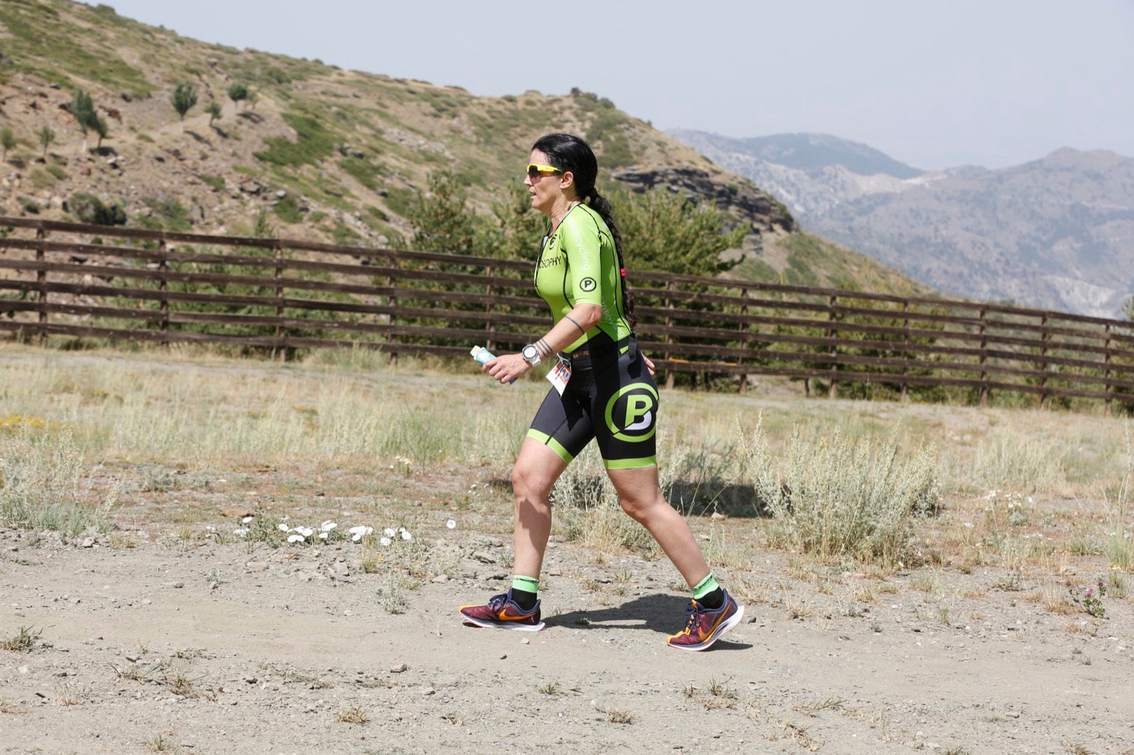 Fotos: Nos metemos e lleno en el espectacular triatlón de Sierra Nevada: así ha sido