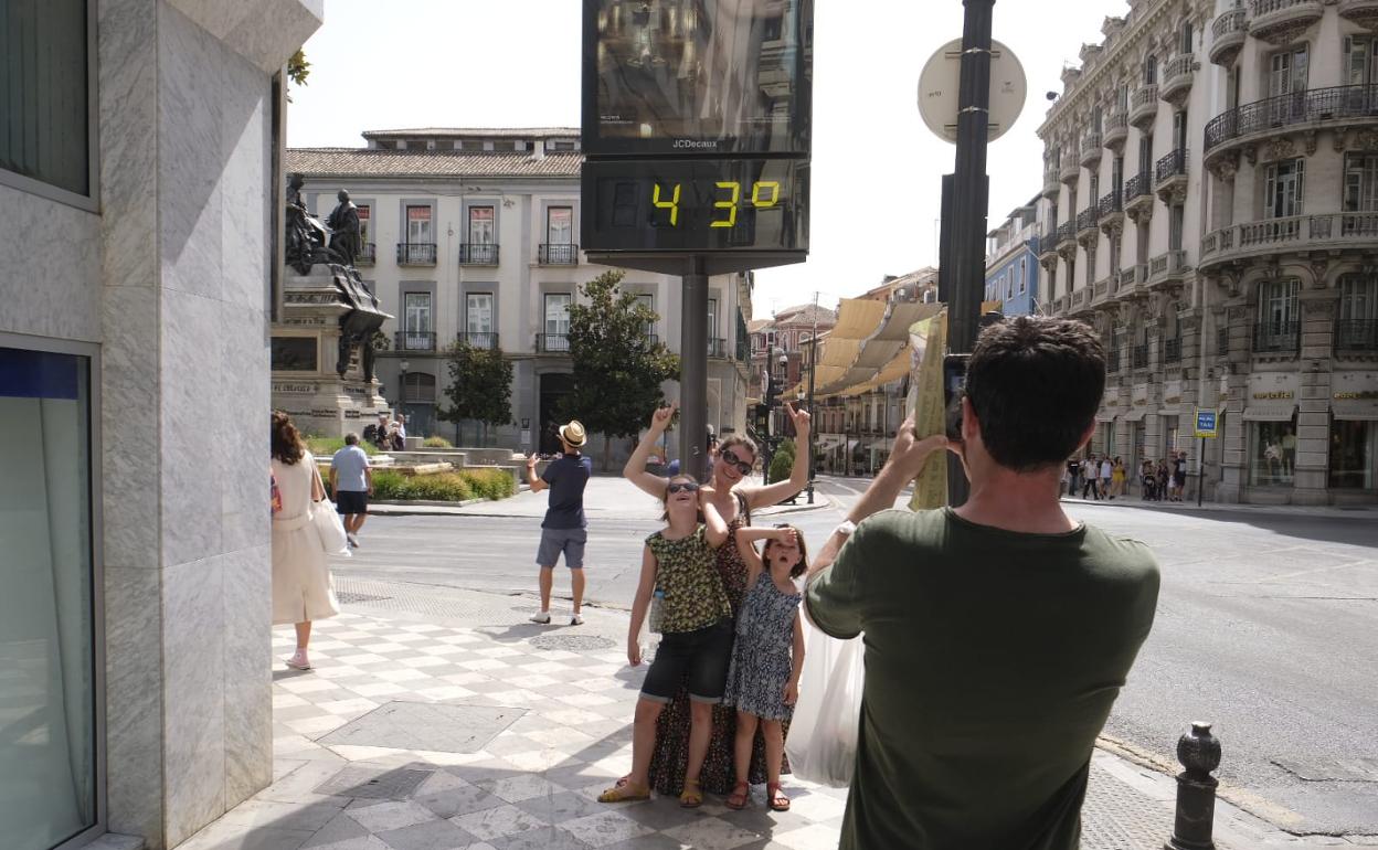 Alerta roja en Granada: 5 días de calor asifixiante