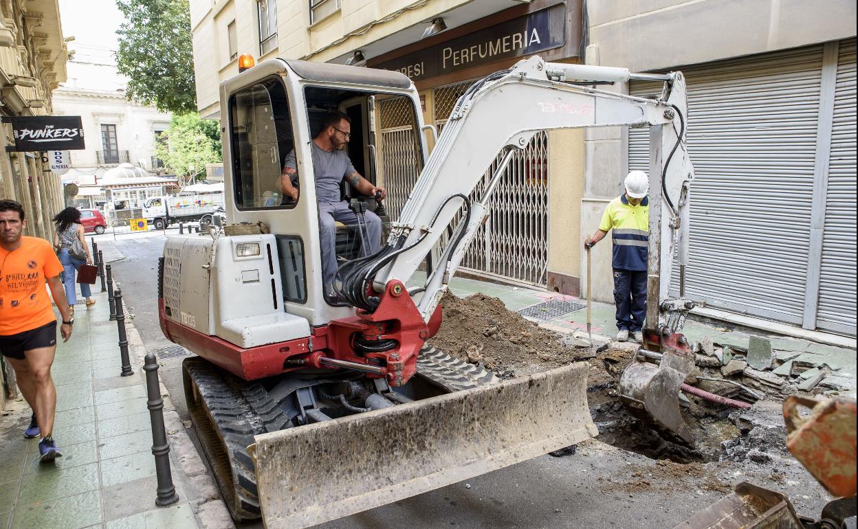 CCOO Jaén lleva ya seis denuncias por obras que se saltan la jornada intensiva en la construcción