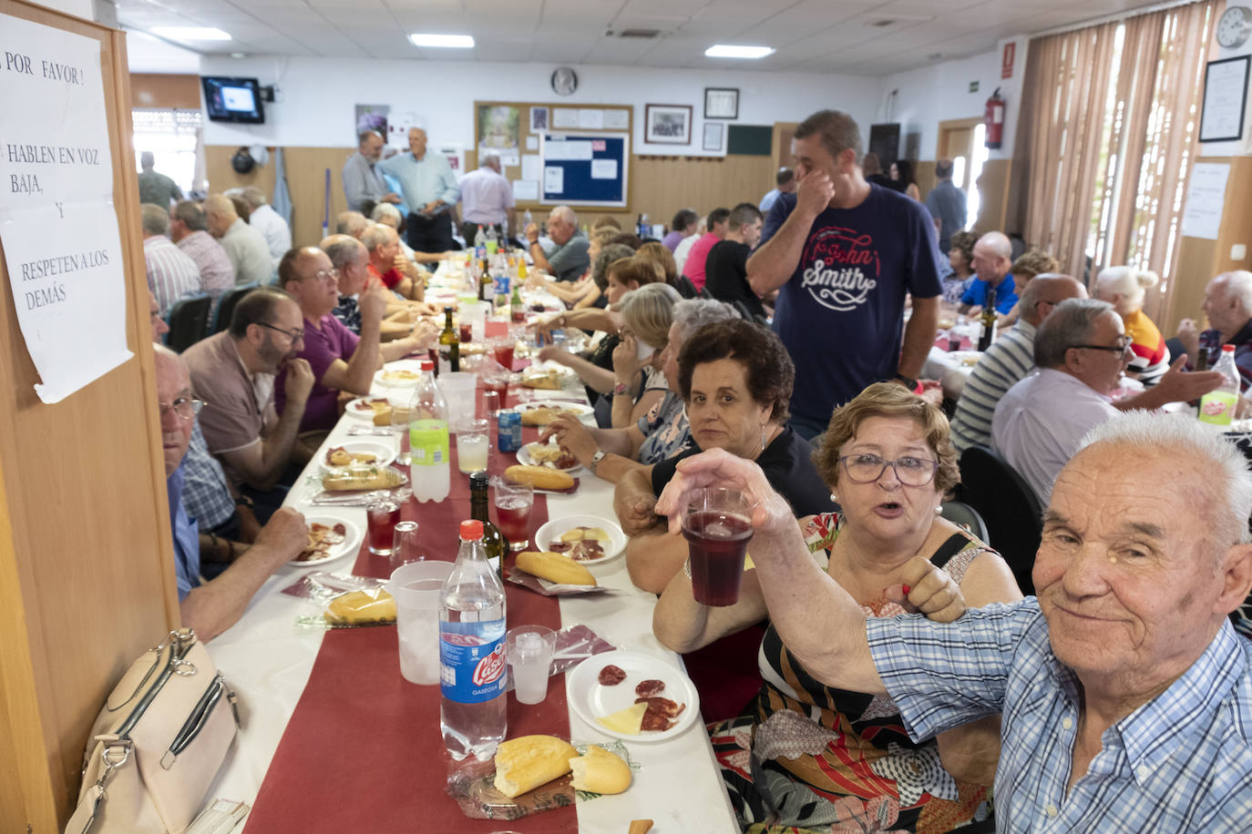 Albolote celebra su tradicional comida de homenaje a los mayores