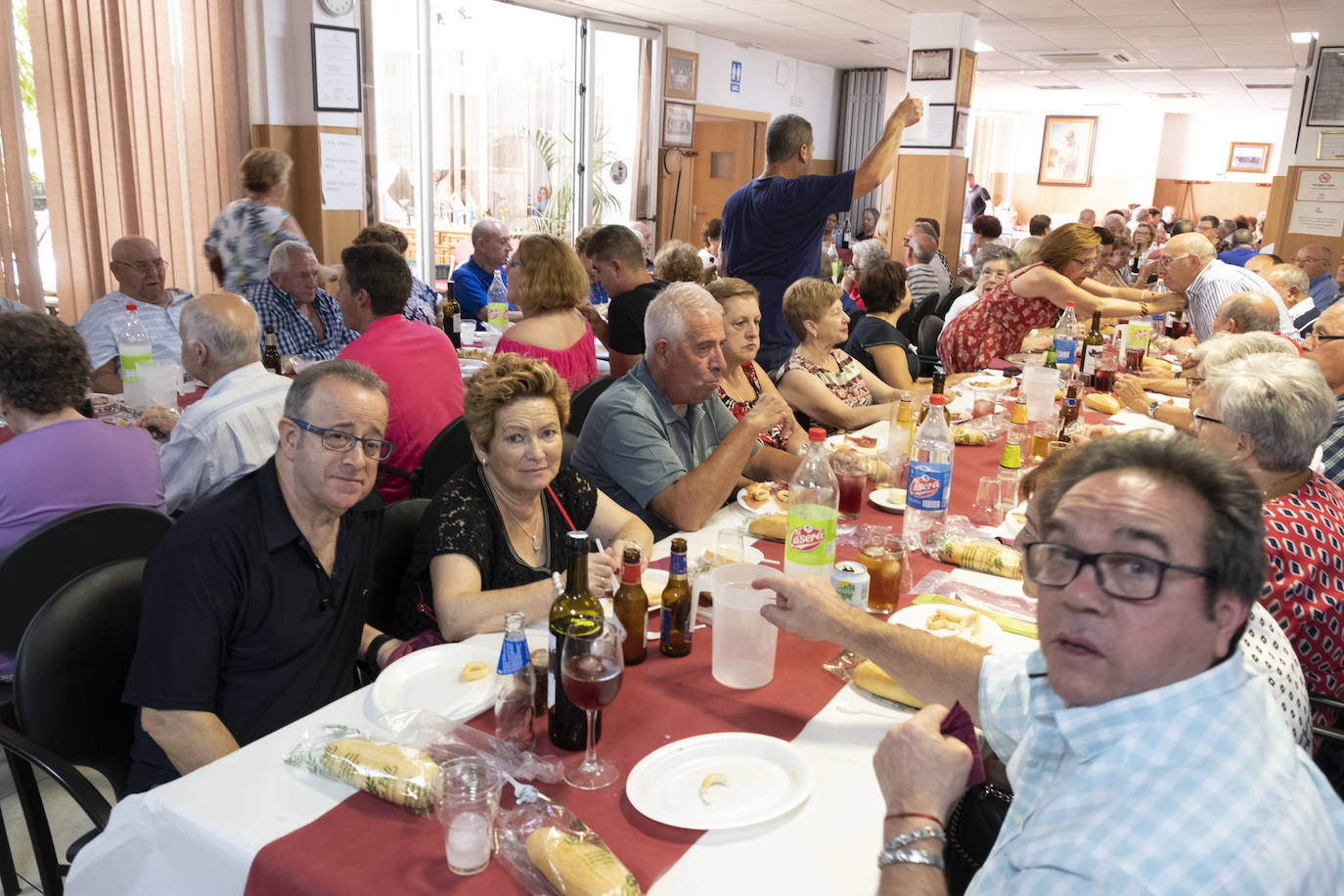Albolote celebra su tradicional comida de homenaje a los mayores