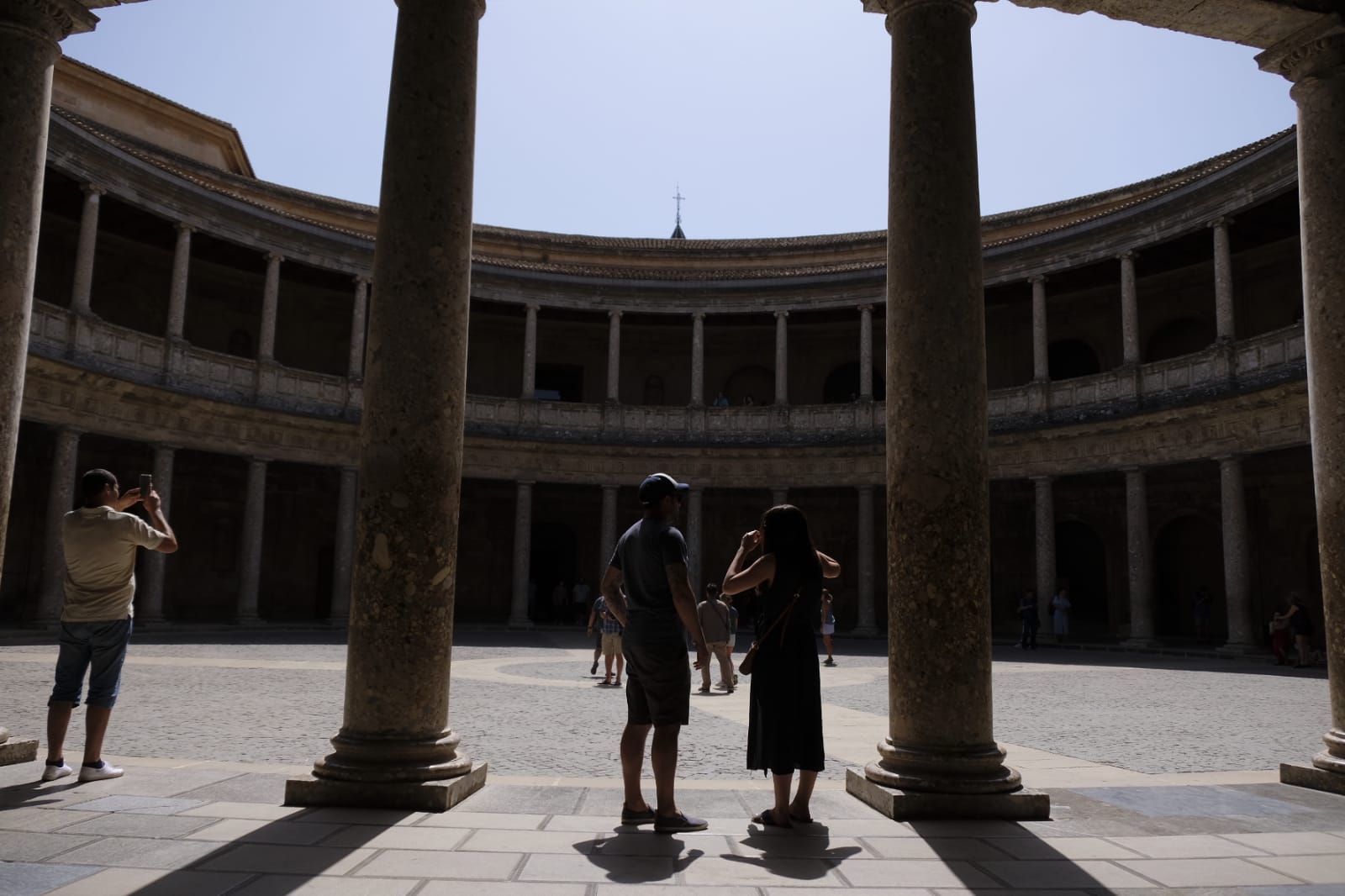 El conjunto monumental se llena de visitantes que desean conocer su riqueza histórica. 