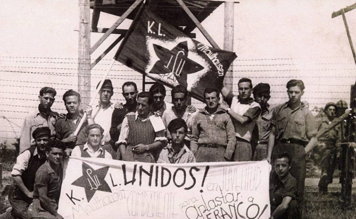 Prisioneros españoles liberados del campo de concentración de Mauthausen 