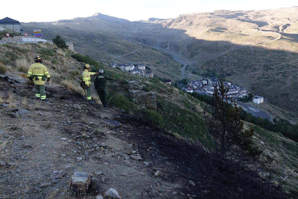 Fotos: Visitamos el lugar del incendio en Pradollano