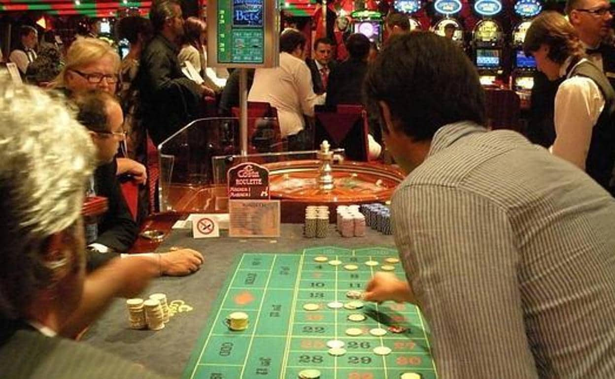 Bingos y casinos en Granada | Granada es la segunda provincia de Andalucía con más personas vetadas en bingos y casinos