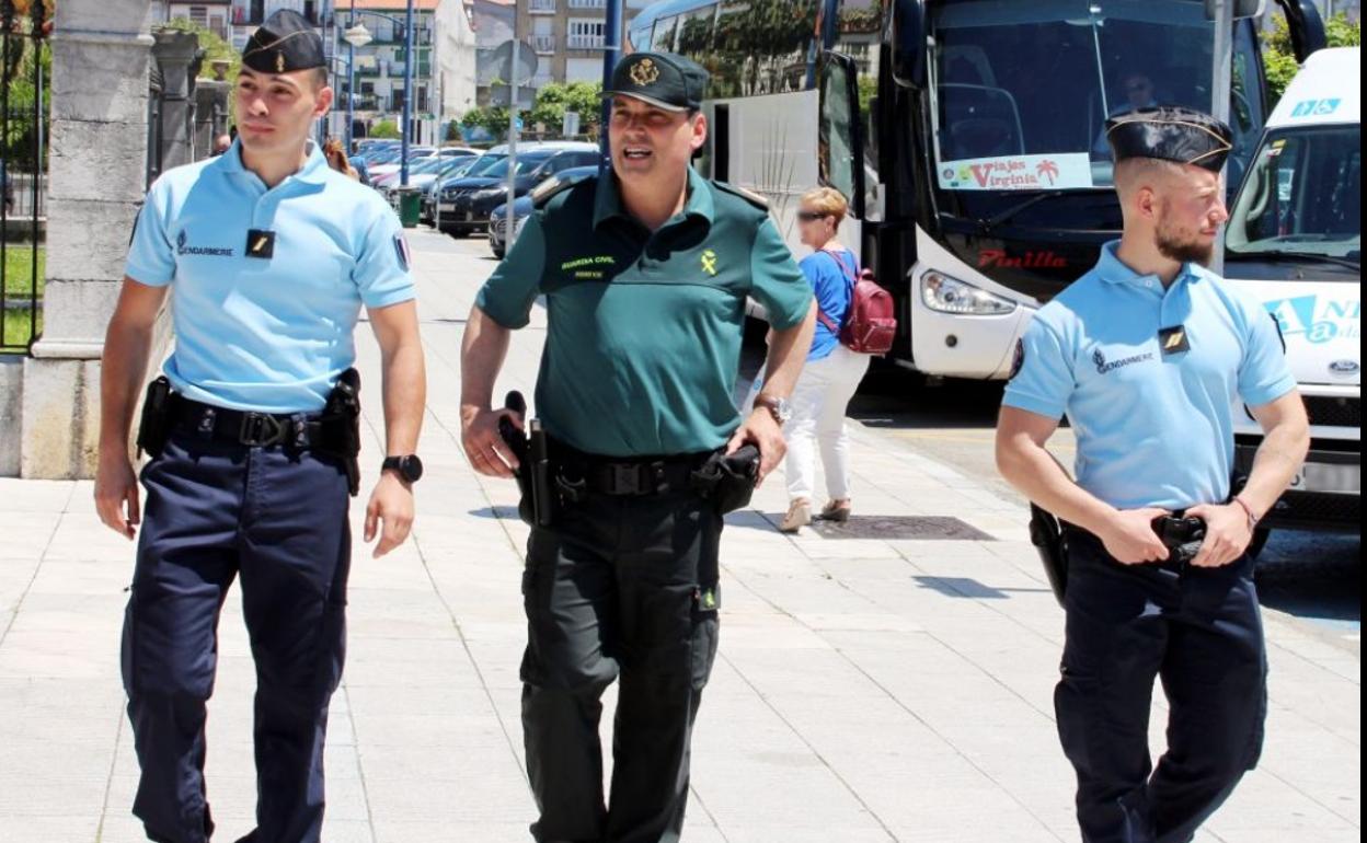 Guardia Civil y Gendarmerie francesa.