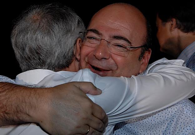 El líder del PP en la ciudad de Granada, Sebastián Pérez, el pasado jueves en el mitin de Órgiva.