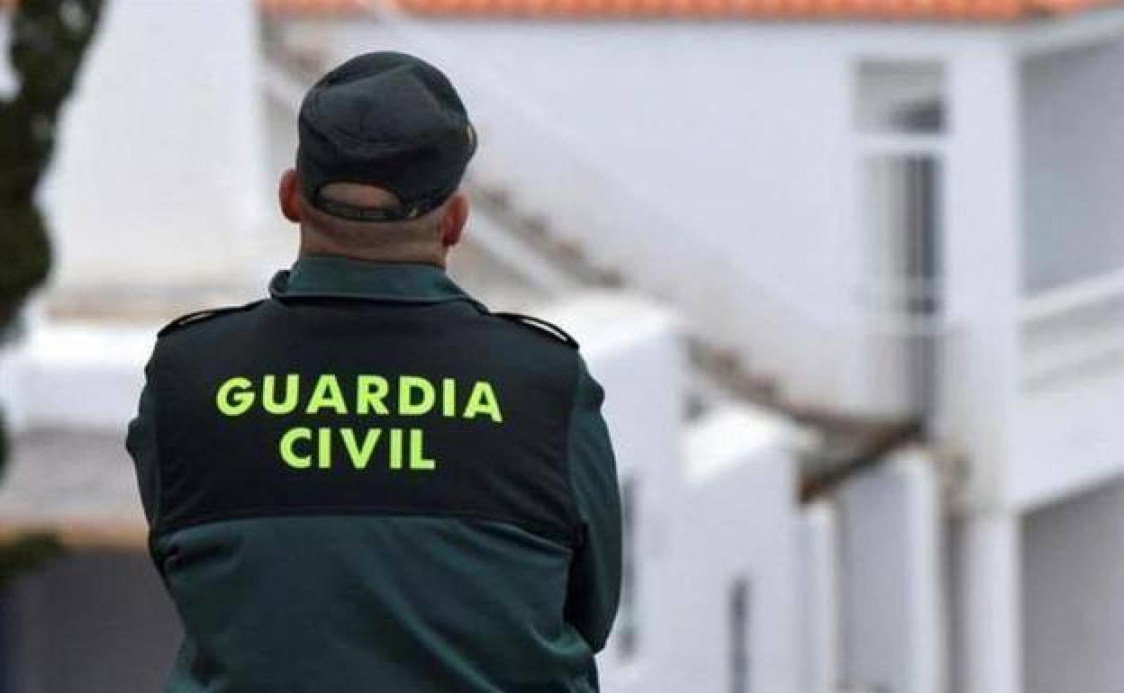 Detenido acusado de estafar a agricultores de Santo Tomé en la venta de maquinaria