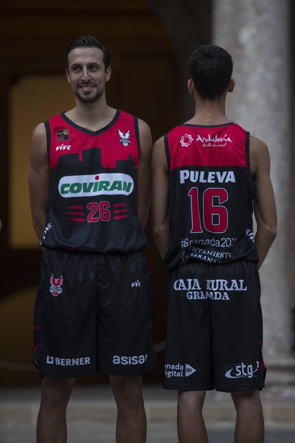 Los discípulos de Pablo Pin lucirán este año una nueva piel con la que pierde un poco de sentido que se les denomine rojinegros, como ha venido ocurriendo en las últimas campañas, para transformarse ahora en negrirrojos