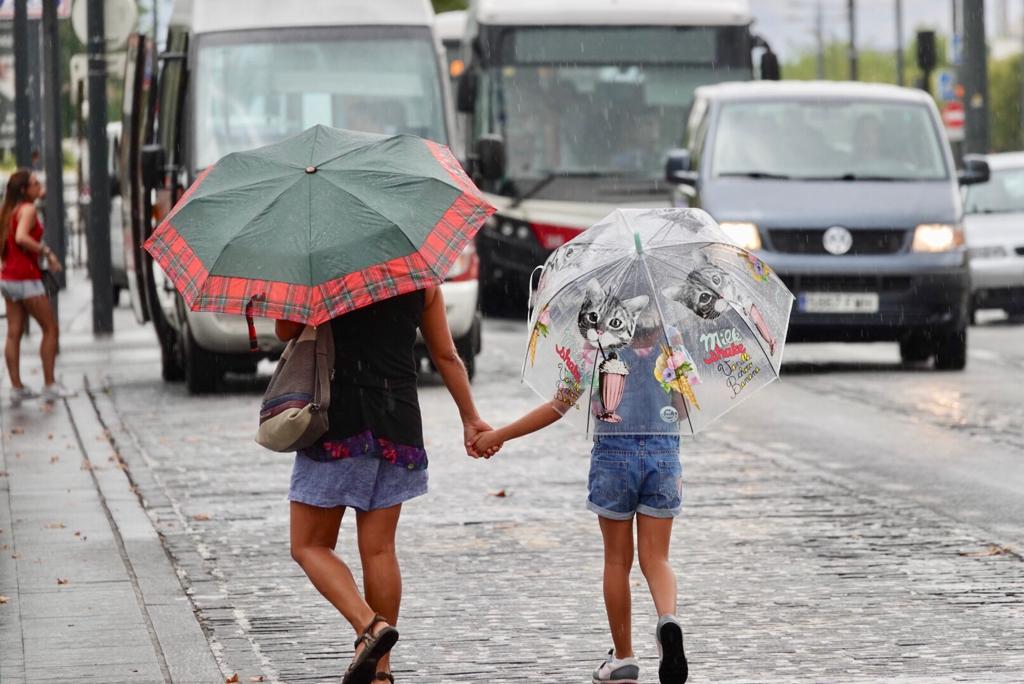 El aviso amarillo de Meteorología está activo entre las 12.00 y las 21.00 hora de este sábado
