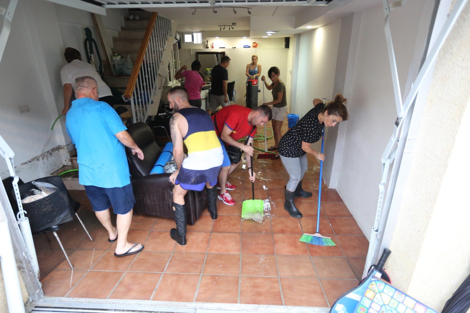 Fotos: Una gran tormenta inunda Granada y deja más de 150 incidencias