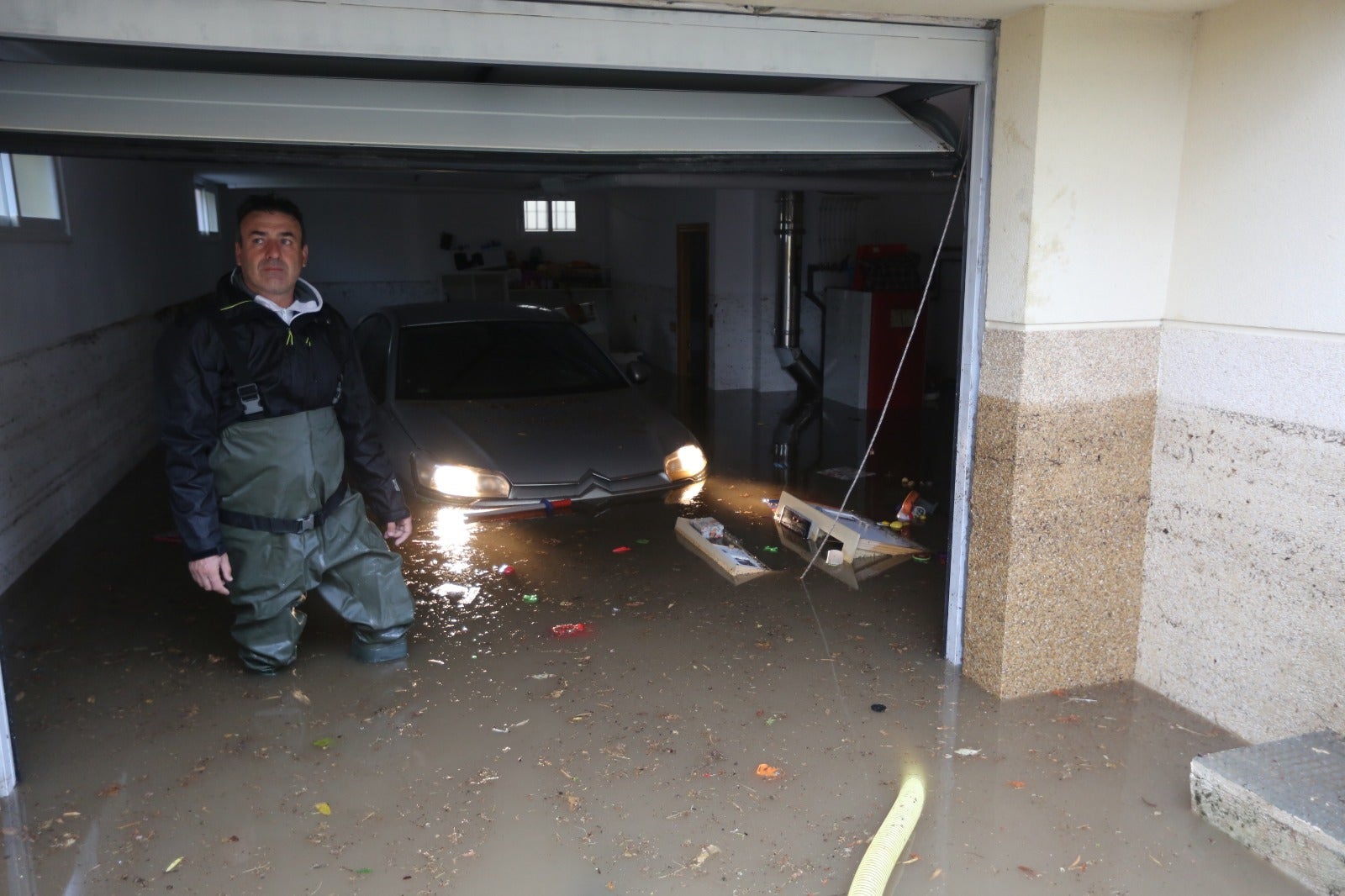 Fotos: Una gran tormenta inunda Granada y deja más de 150 incidencias
