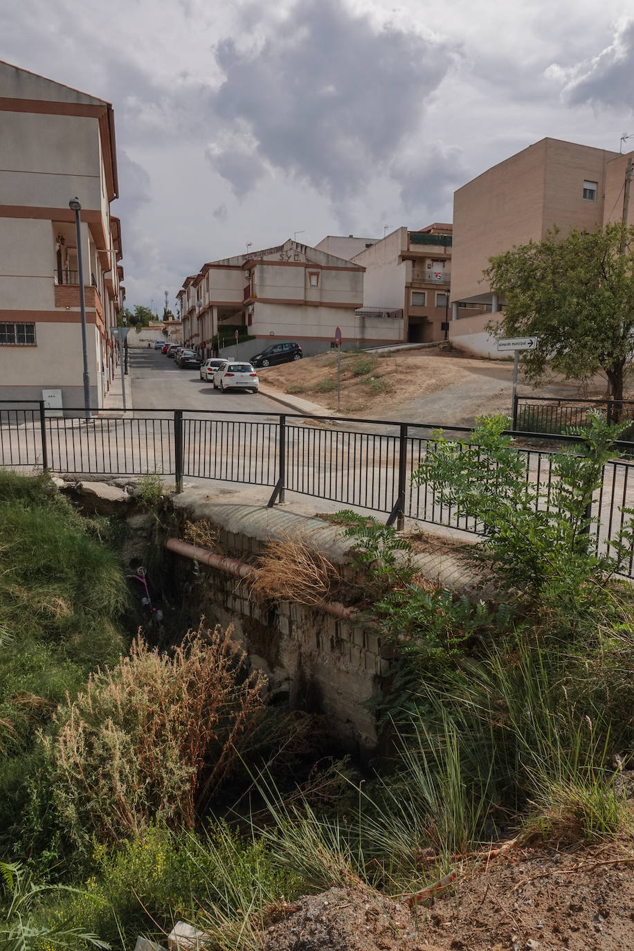 Cañada Honda, en Las Gabias, junto a Casas. 