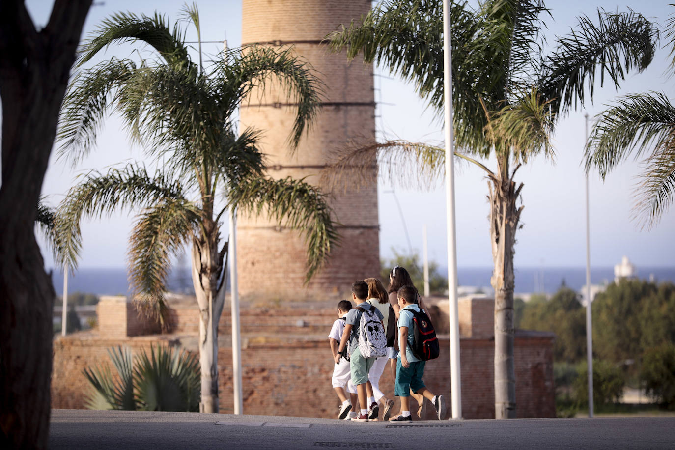 Más de 5.500 alumnos inician sus clases en Motril, en un comienzo de curso sin incidentes