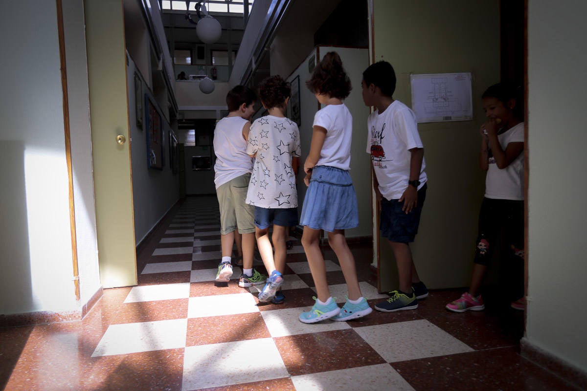 Miles de pequeños de la capital y la provincia han regresado este martes a las aulas para el curso académico 2019/2020 