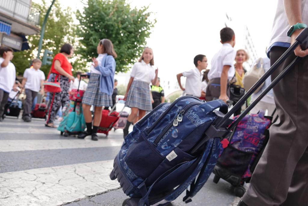 Miles de pequeños de la capital y la provincia han regresado este martes a las aulas para el curso académico 2019/2020 
