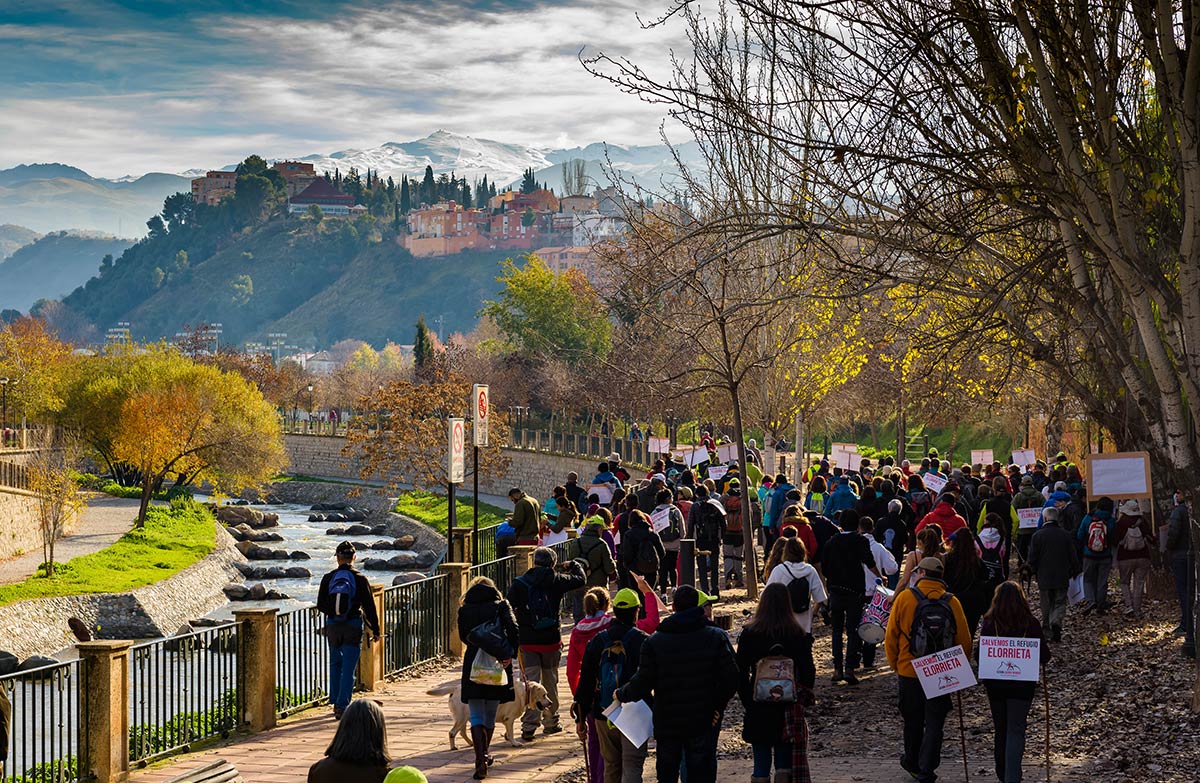 Imágenes del refugio de Elorrieta, situado en Sierra Nevada a 3.178 metros de altitud, la estructura construida en 1930 que los granadinos reivindican que sea restaurada y adaptada a un uso montañero
