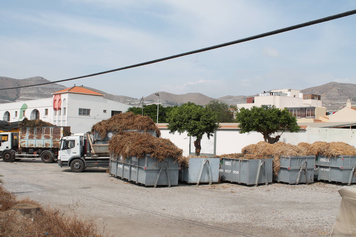 El cierre de la planta de reciclaje de Motril tras sufrir dos incendios está provocando una «parálisis» en el sector agrícola 