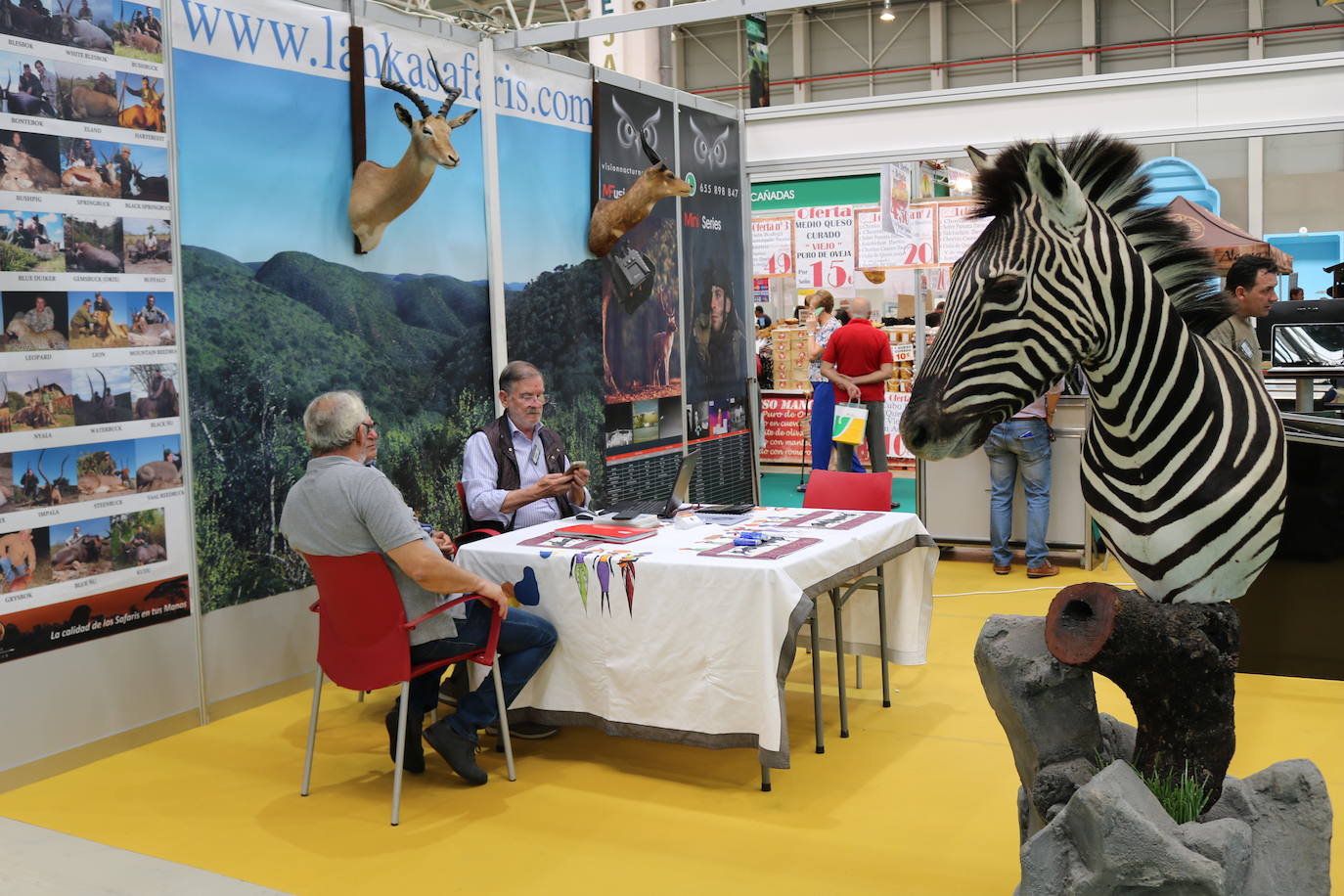 Esta viernes se ha inaugurado de manera oficial la XIII edición de Ibercaza, la feria de caza y pesca de la provincia de Jaén 