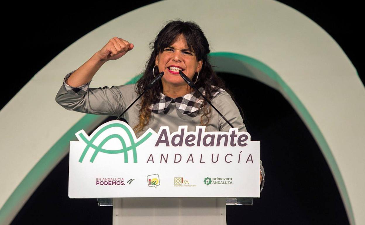 Condenado por abuso sexual el empresario que arrinconó y simuló besar a Teresa Rodríguez