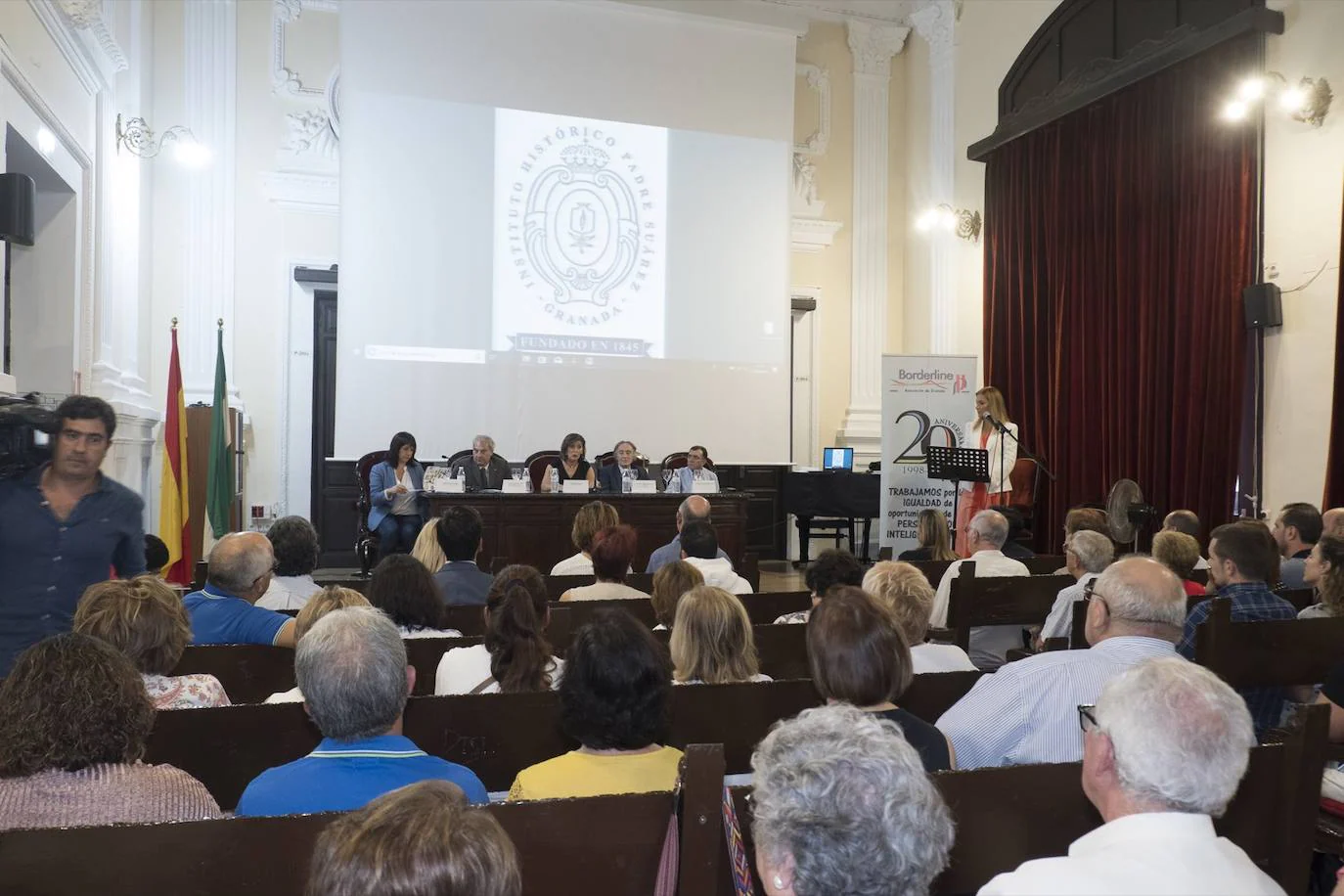 El acto se ha celebrado en el salón de actos IES Padre Suárez de Granada 