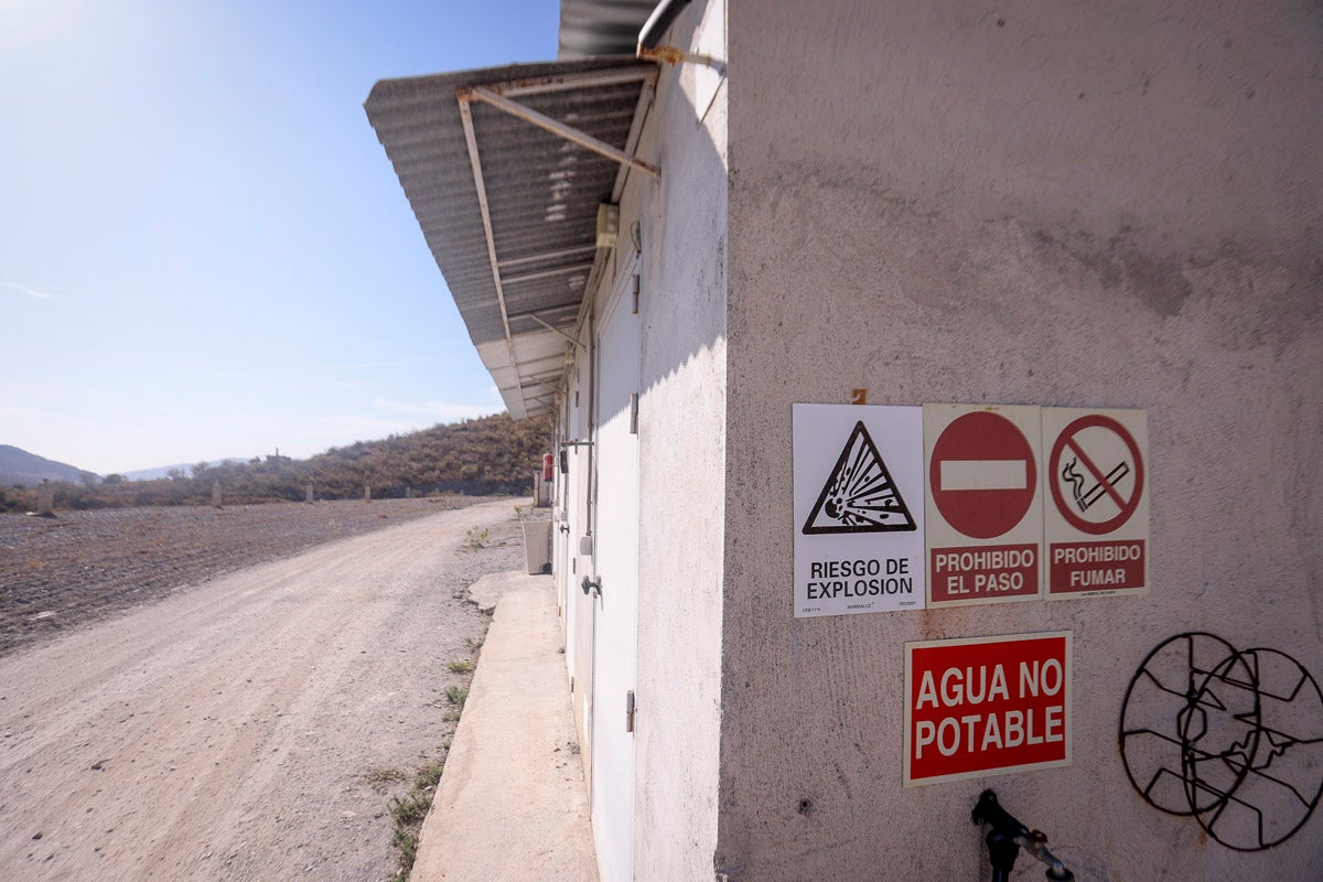 Fotos: Nos metemos dentro de las fábricas de pirotecnia de Granada