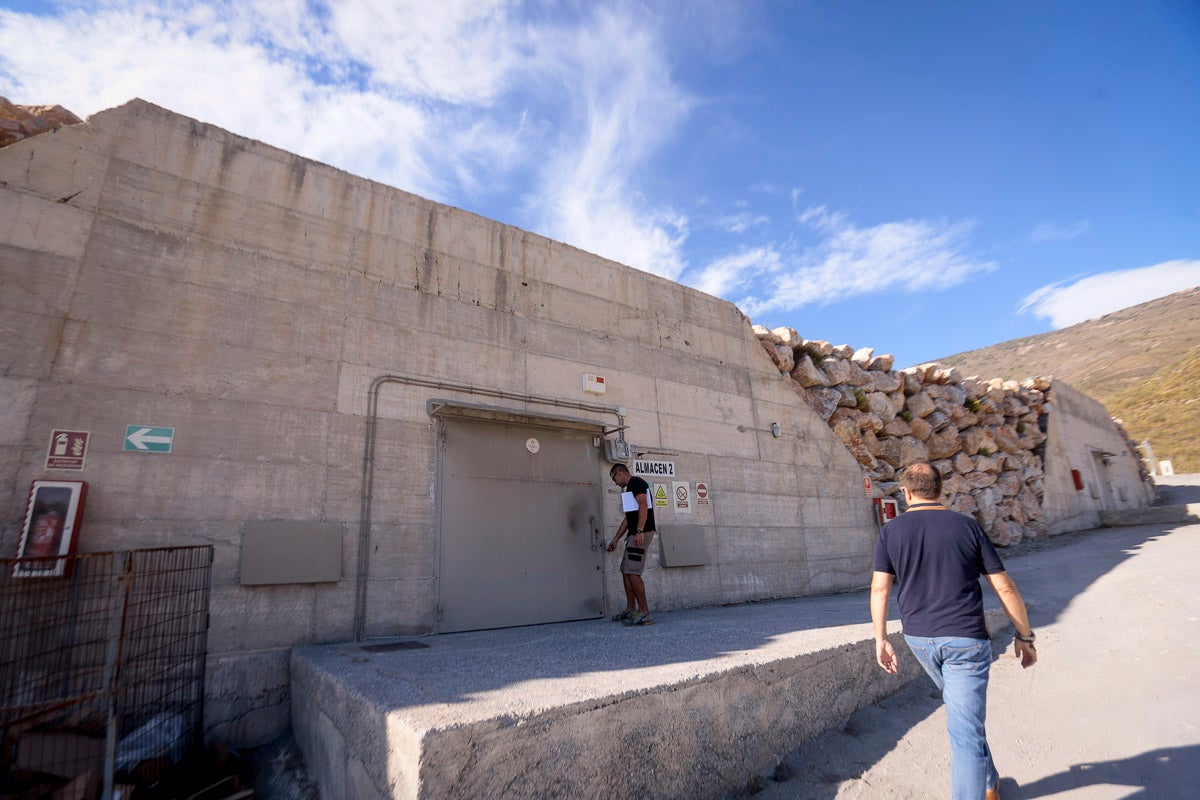 Fotos: Nos metemos dentro de las fábricas de pirotecnia de Granada