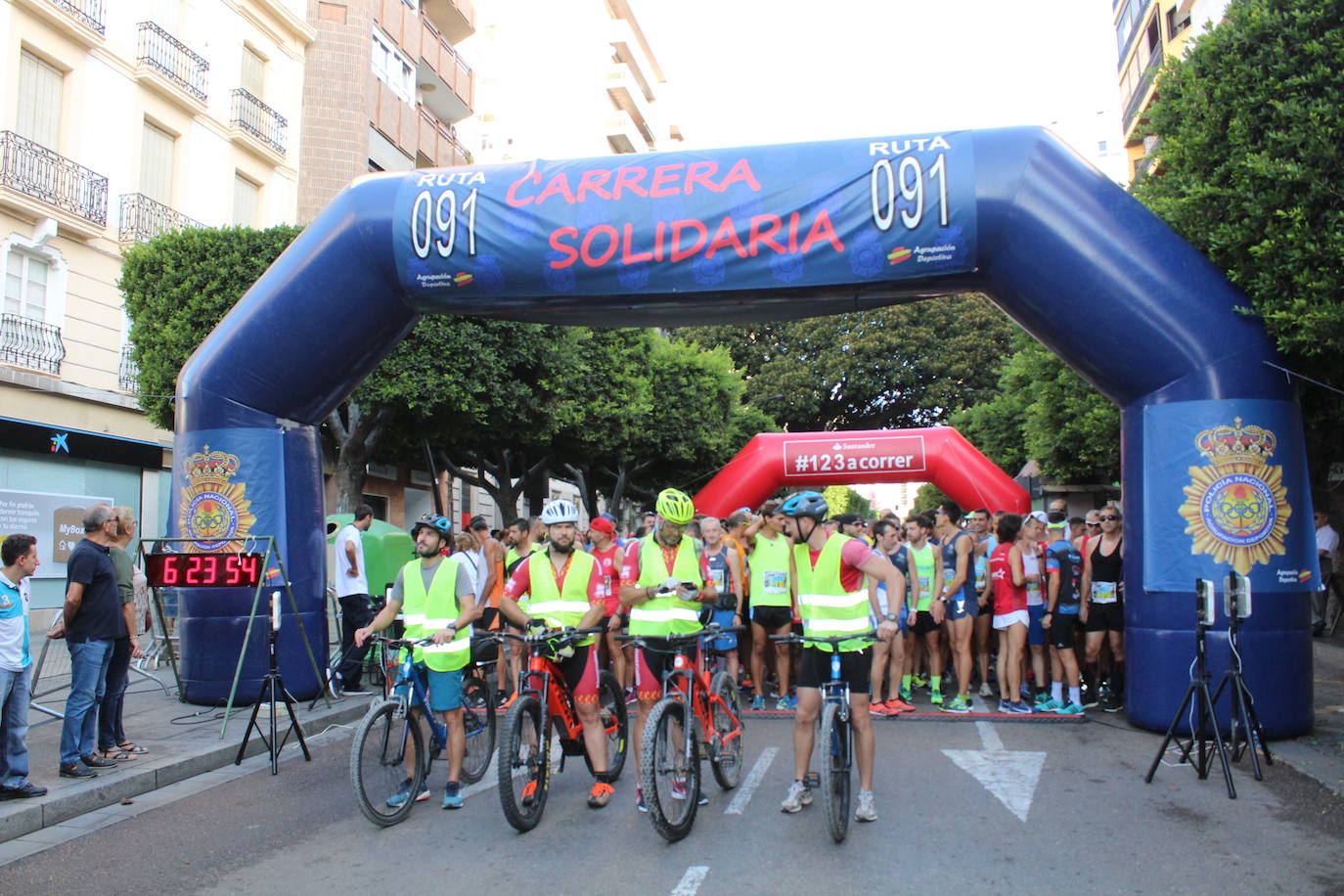 Alberto Galindo y Paula Ramírez han sido los ganadores en el Paseo de Almería