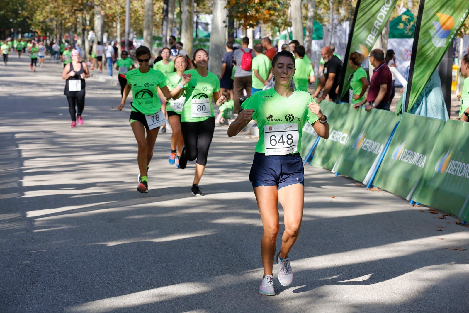 María José Rienda realizó el corte simbólico de la cinta de salida junto al alcalde Luis Salvador ante deportistas de tanto nivel como María Pérez, que ganó la prueba femenina, o la madrina Laura Bueno