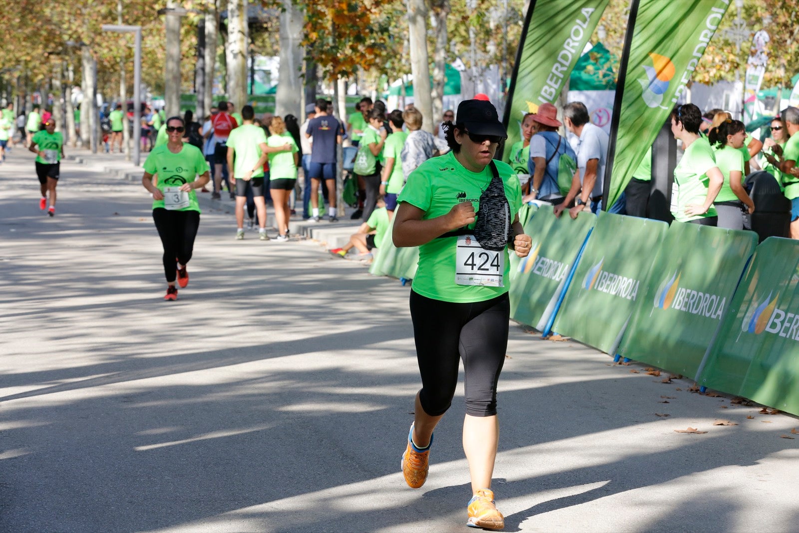 María José Rienda realizó el corte simbólico de la cinta de salida junto al alcalde Luis Salvador ante deportistas de tanto nivel como María Pérez, que ganó la prueba femenina, o la madrina Laura Bueno