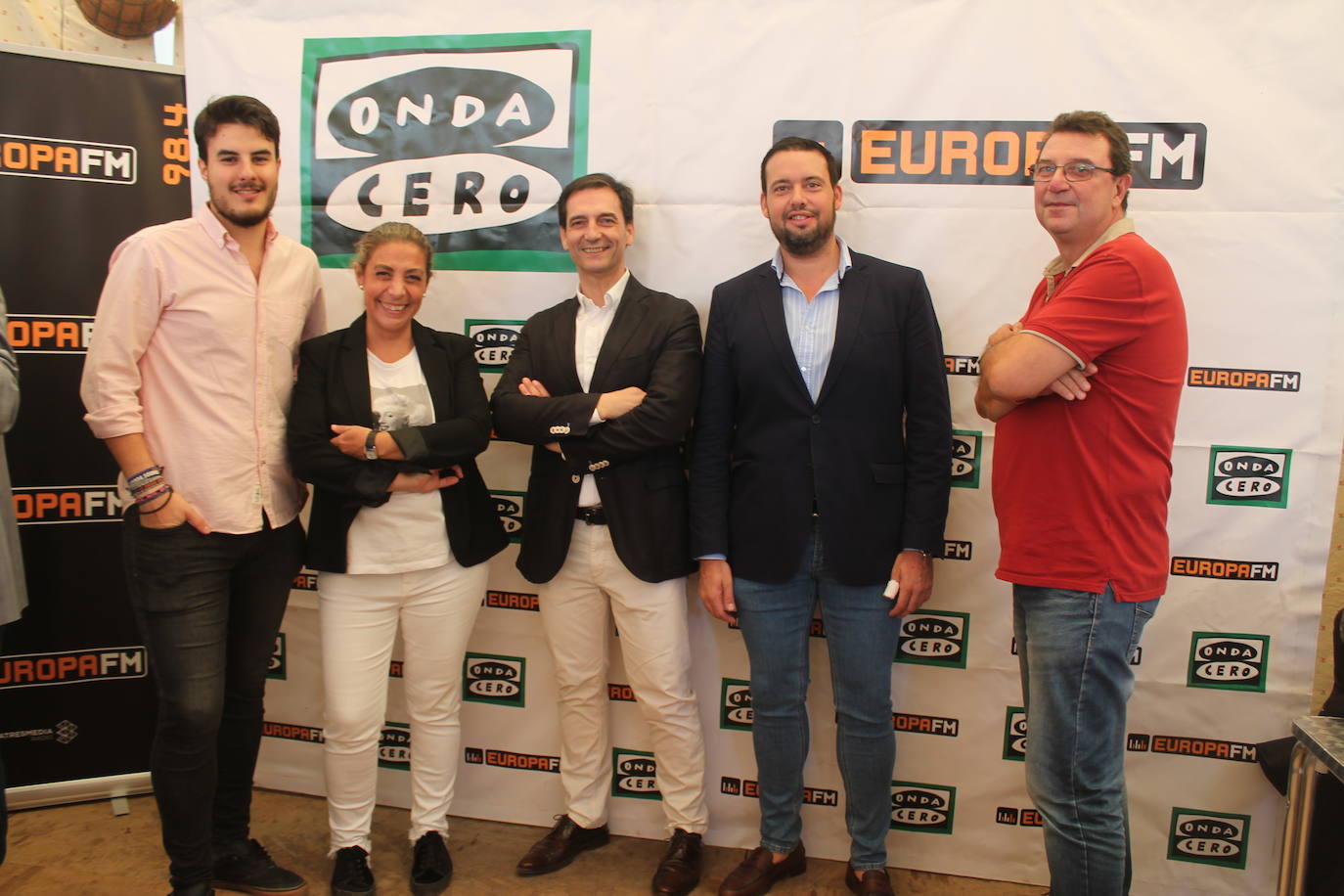 La jornada ha dado para mucho, desde comidas de empresa, encuentros y reuniones de amigos hasta el Día del Niño