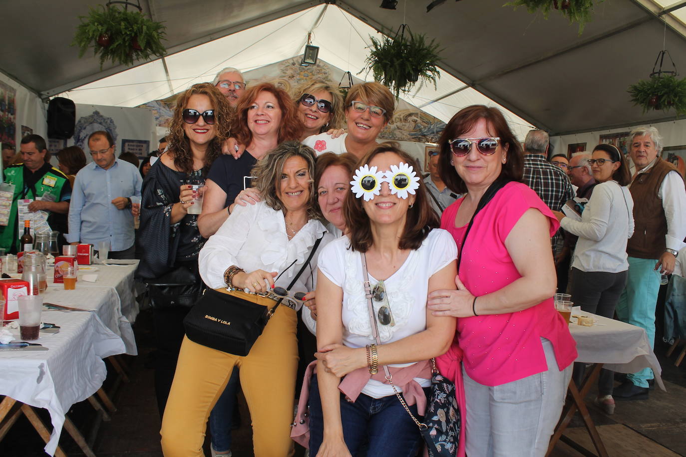 La jornada ha dado para mucho, desde comidas de empresa, encuentros y reuniones de amigos hasta el Día del Niño