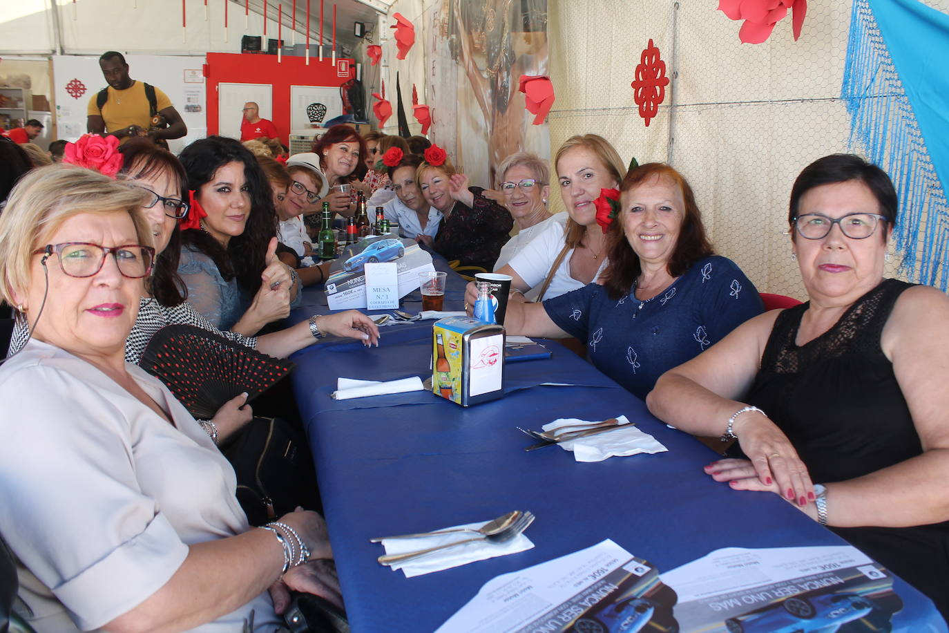 La jornada ha dado para mucho, desde comidas de empresa, encuentros y reuniones de amigos hasta el Día del Niño
