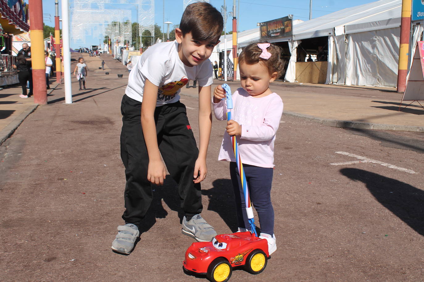 La jornada ha dado para mucho, desde comidas de empresa, encuentros y reuniones de amigos hasta el Día del Niño