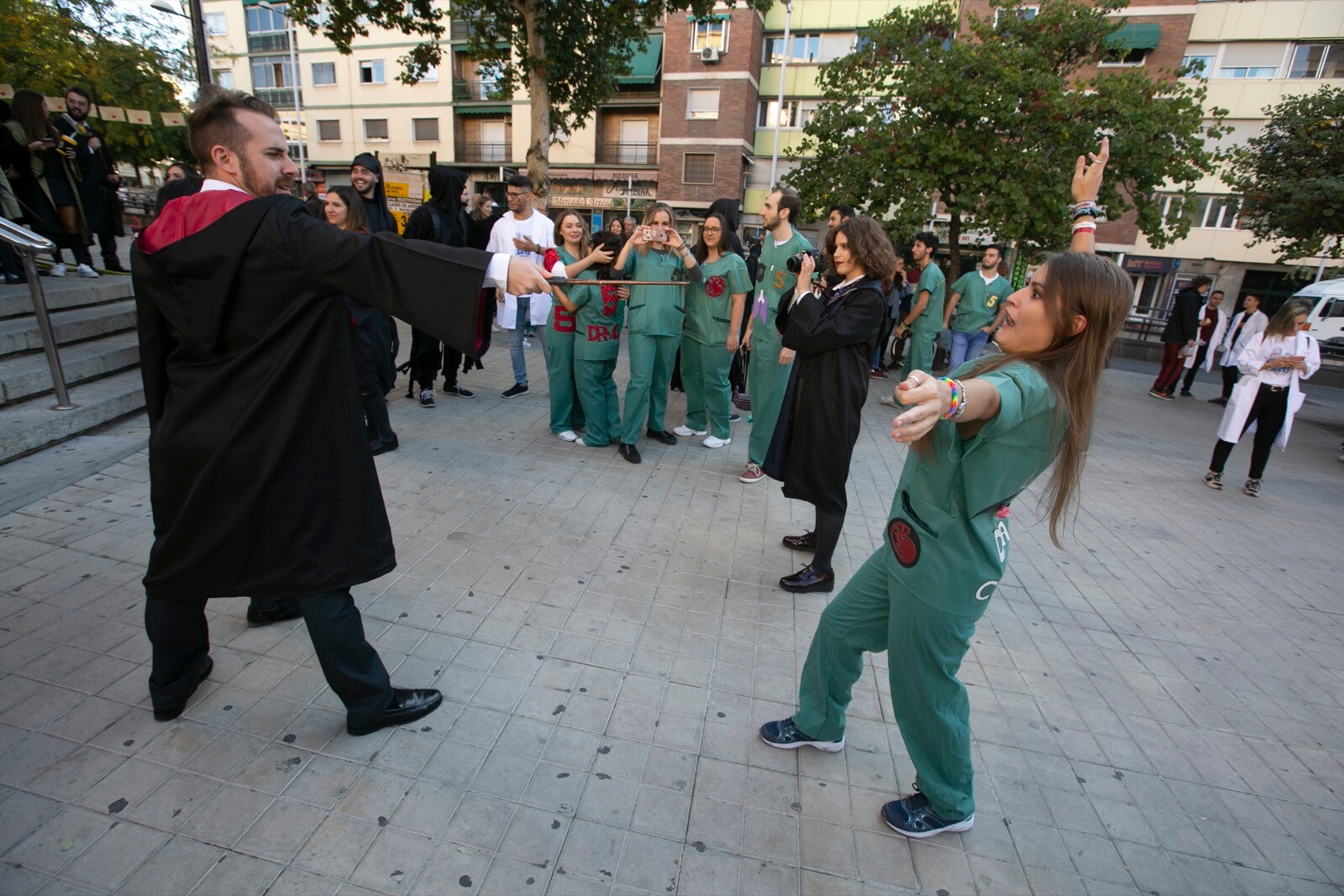 Los estudiantes de Medicina celebran de esta manera uno de sus días grandes