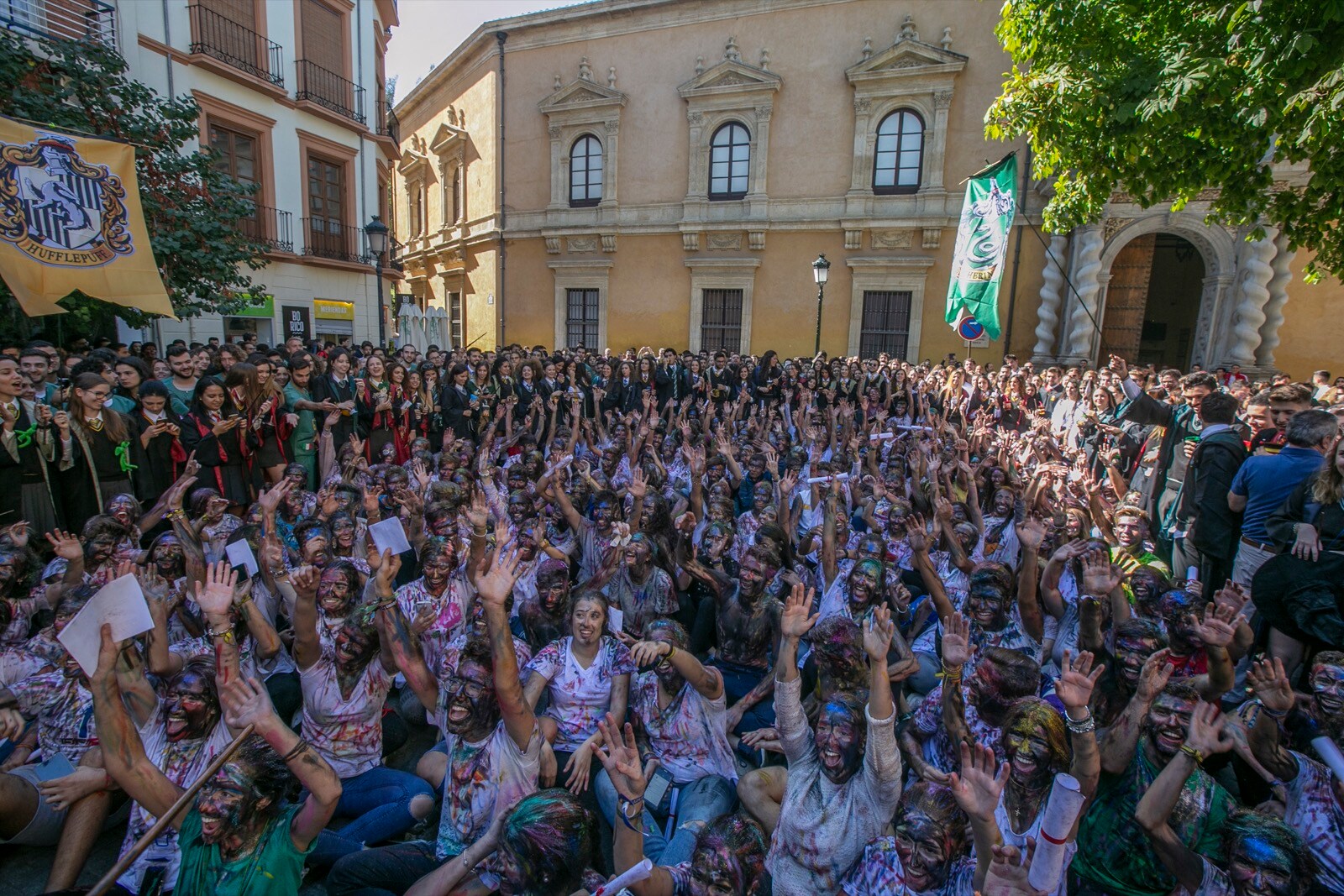 Los estudiantes de Medicina celebran de esta manera uno de sus días grandes