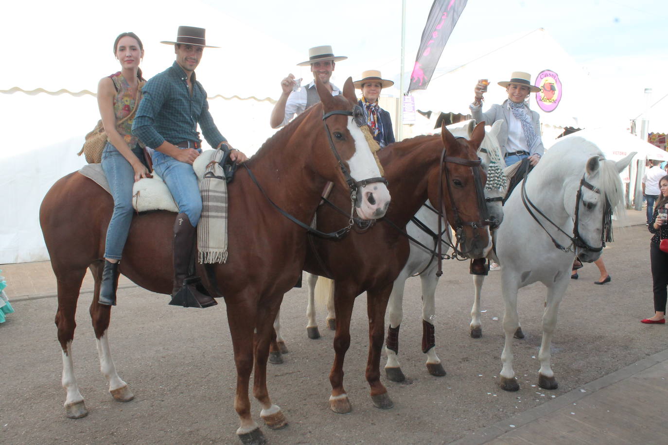 San Lucas deja estampas para el recuerdo en una jornada con La Vestida repleta y un sol radiante