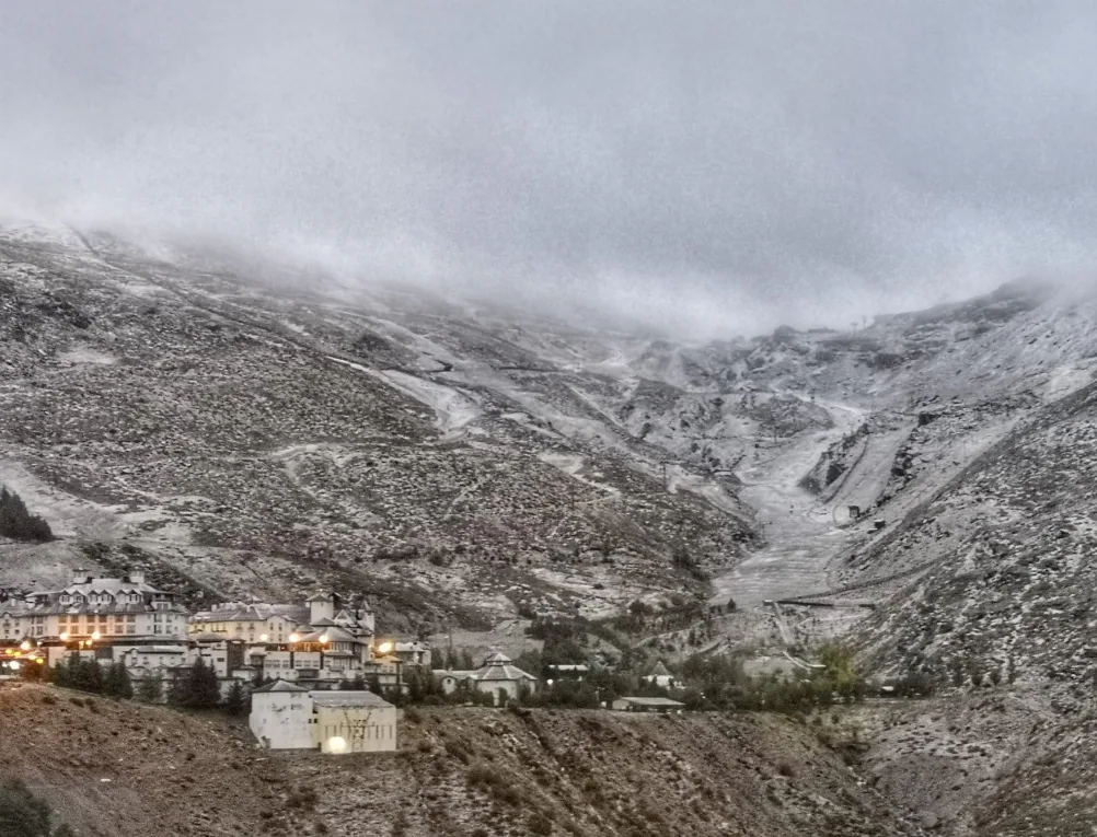 Las precipitaciones caídas en la última noche han provocado las primeras nieves en la estación