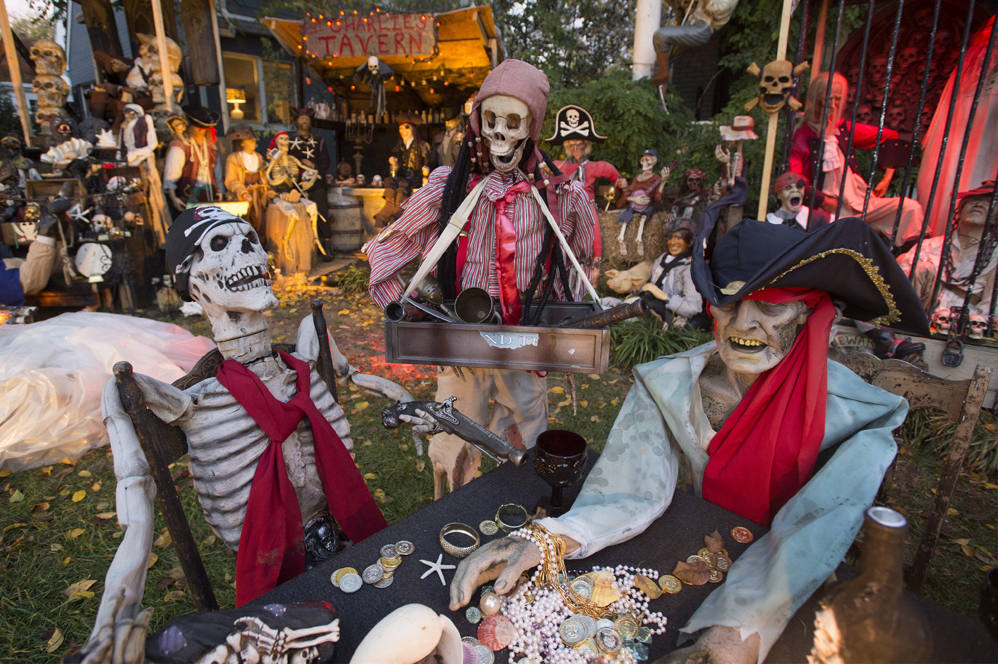 5. Decoración en el jardín de una casa estadounidense