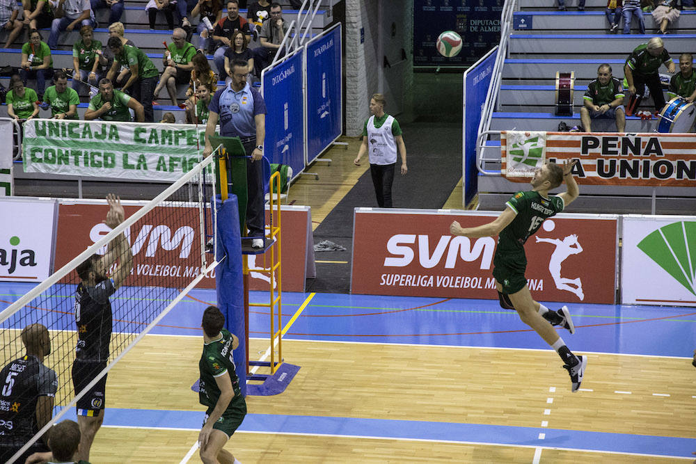 Pablo Kukartsev, en un ataque por 2 en el partido del sábado, tuvo un partido notable. 