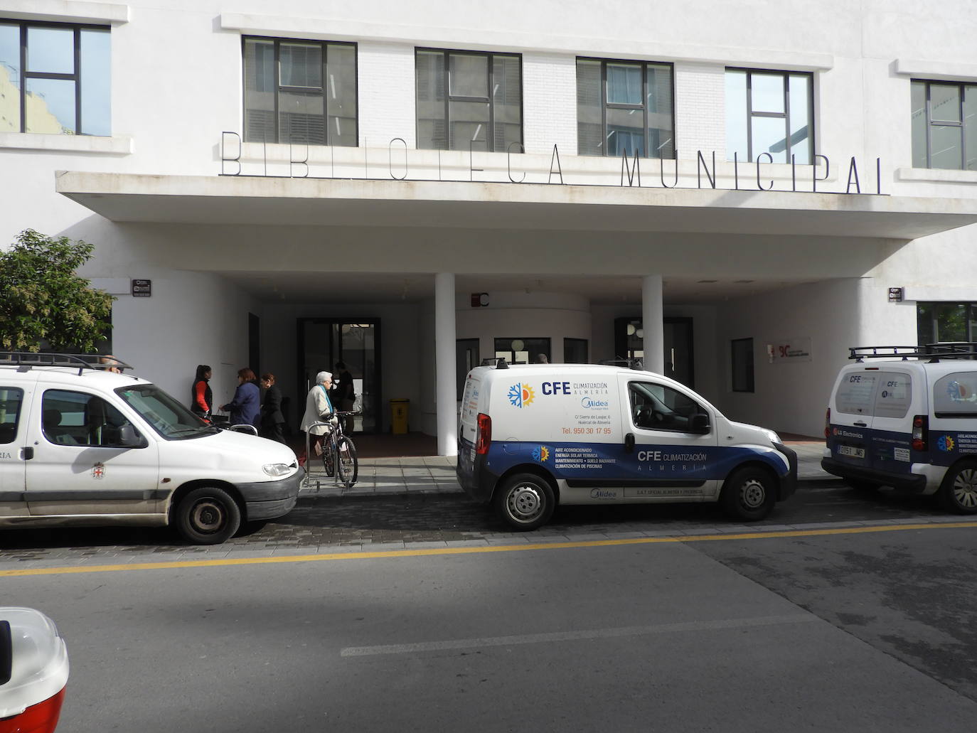 El Ayuntamiento de Almería ha adquirido multitud de material y equipamiento para que cualquier persona con discapacidad pueda utilizarlo 