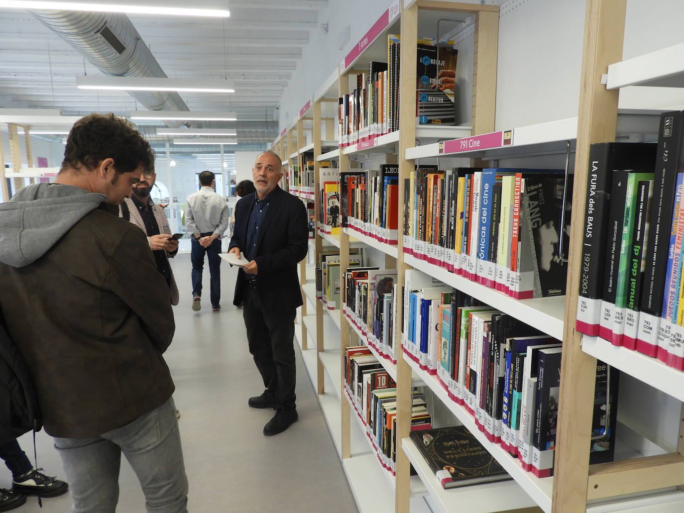 El Ayuntamiento de Almería ha adquirido multitud de material y equipamiento para que cualquier persona con discapacidad pueda utilizarlo 